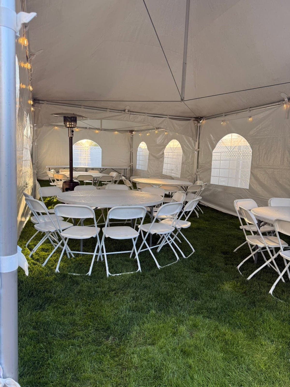 Inside a Tents UP tent: Rounds under the peak
